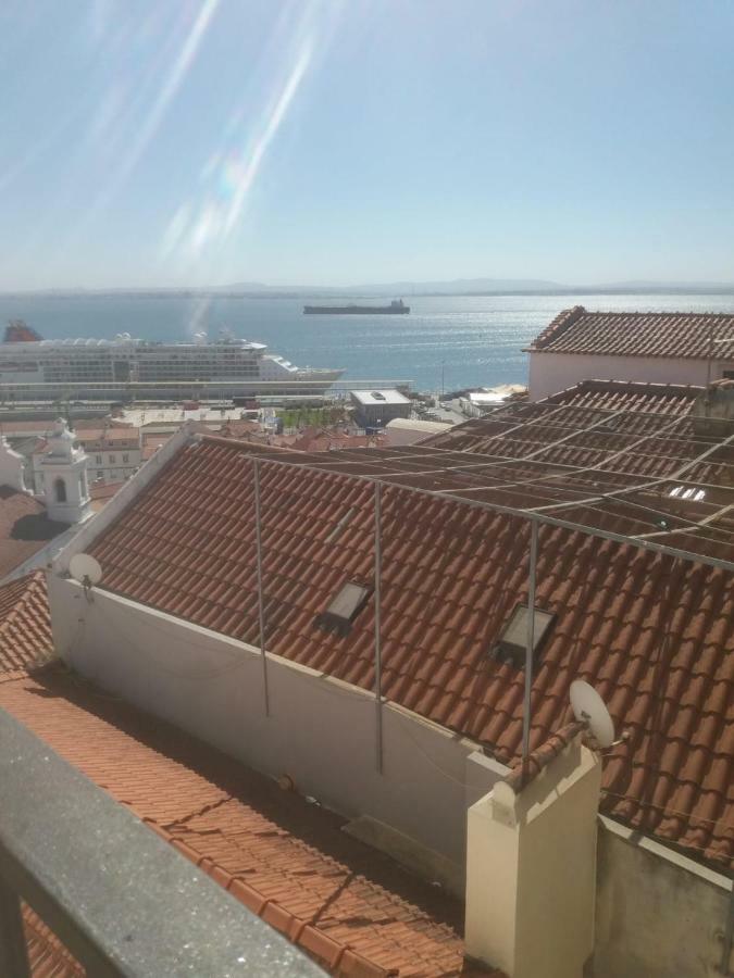 شقة Miradouro De Santa Luzia Lisboa المظهر الخارجي الصورة